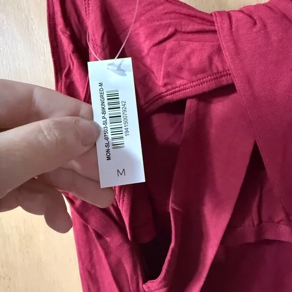 Adore me Chic Red Sleeveless Top - Picture 3 of 3